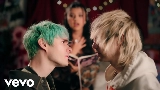 Videominiatuur give me a break! (feat. waterparks)